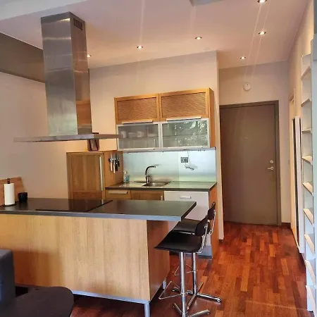 Stylish Urban Apartment *